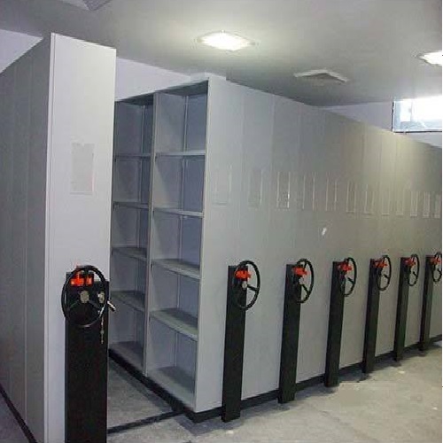 Revolutionizing Storage Efficiency with Mobile Compactor